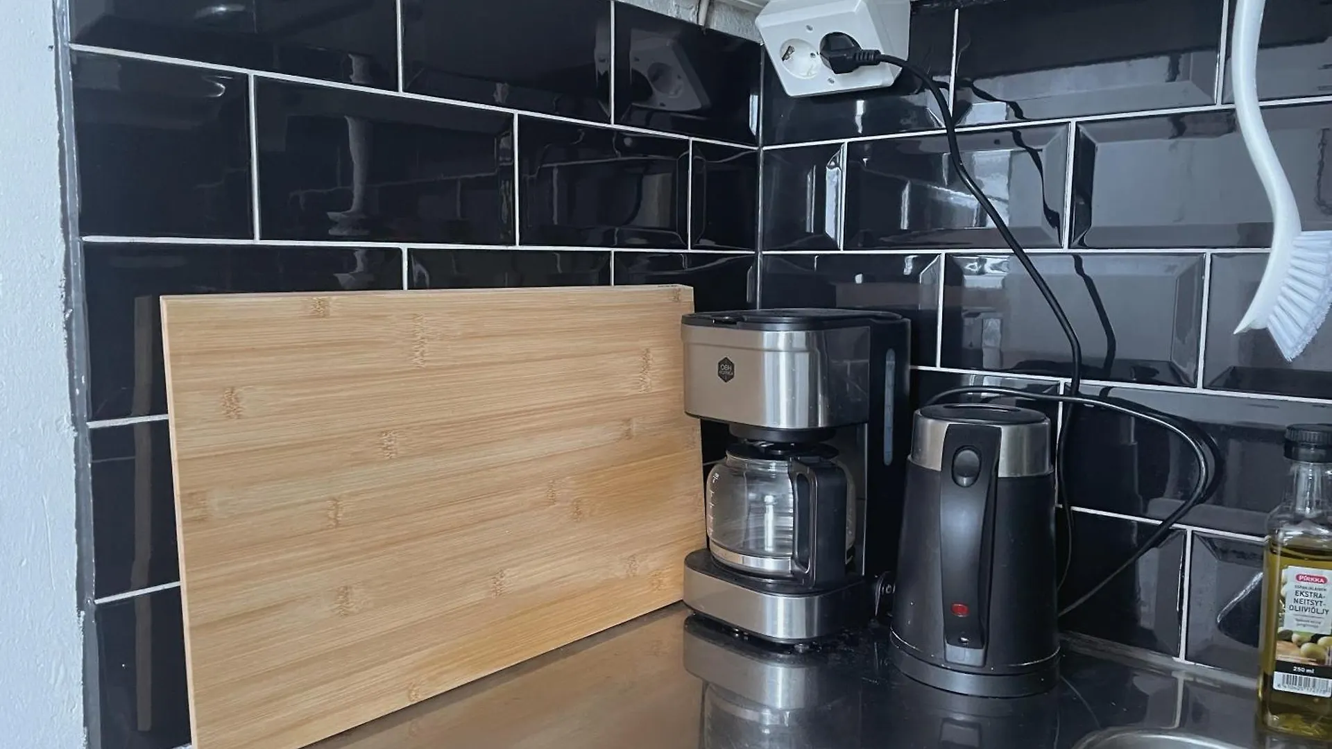 Nextdoor Host Eco-Lodge 24H Self Check-In With Bathtub 헬싱키 아파트